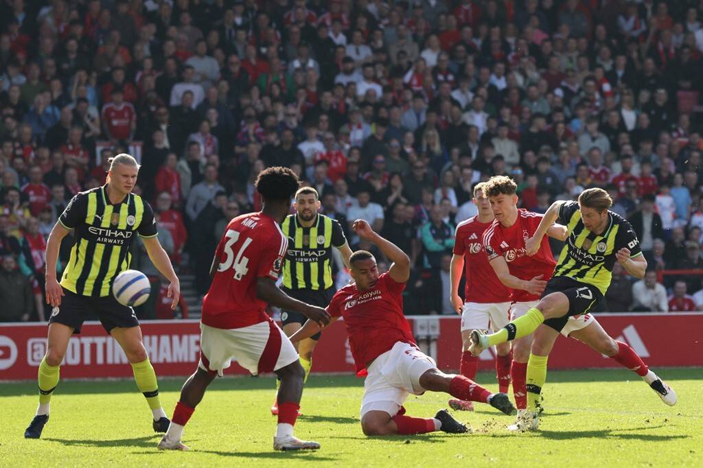 曼城客场反超,豪取重要胜利 曼城客场反超,豪取重要胜利