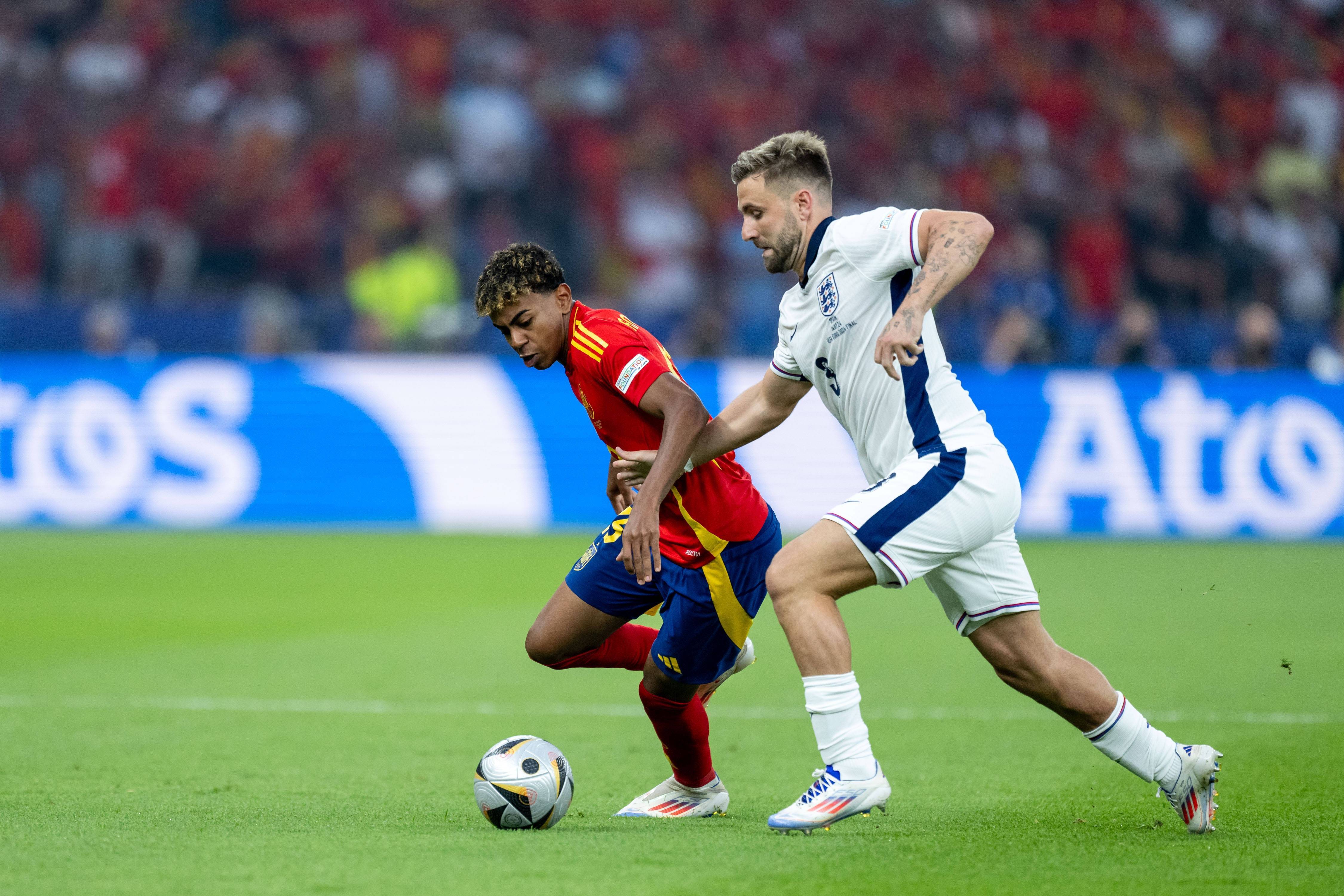 欧洲杯备战期间球员状态蓬勃,备受瞩目 欧洲杯备战期间球员状态蓬勃,备受瞩目