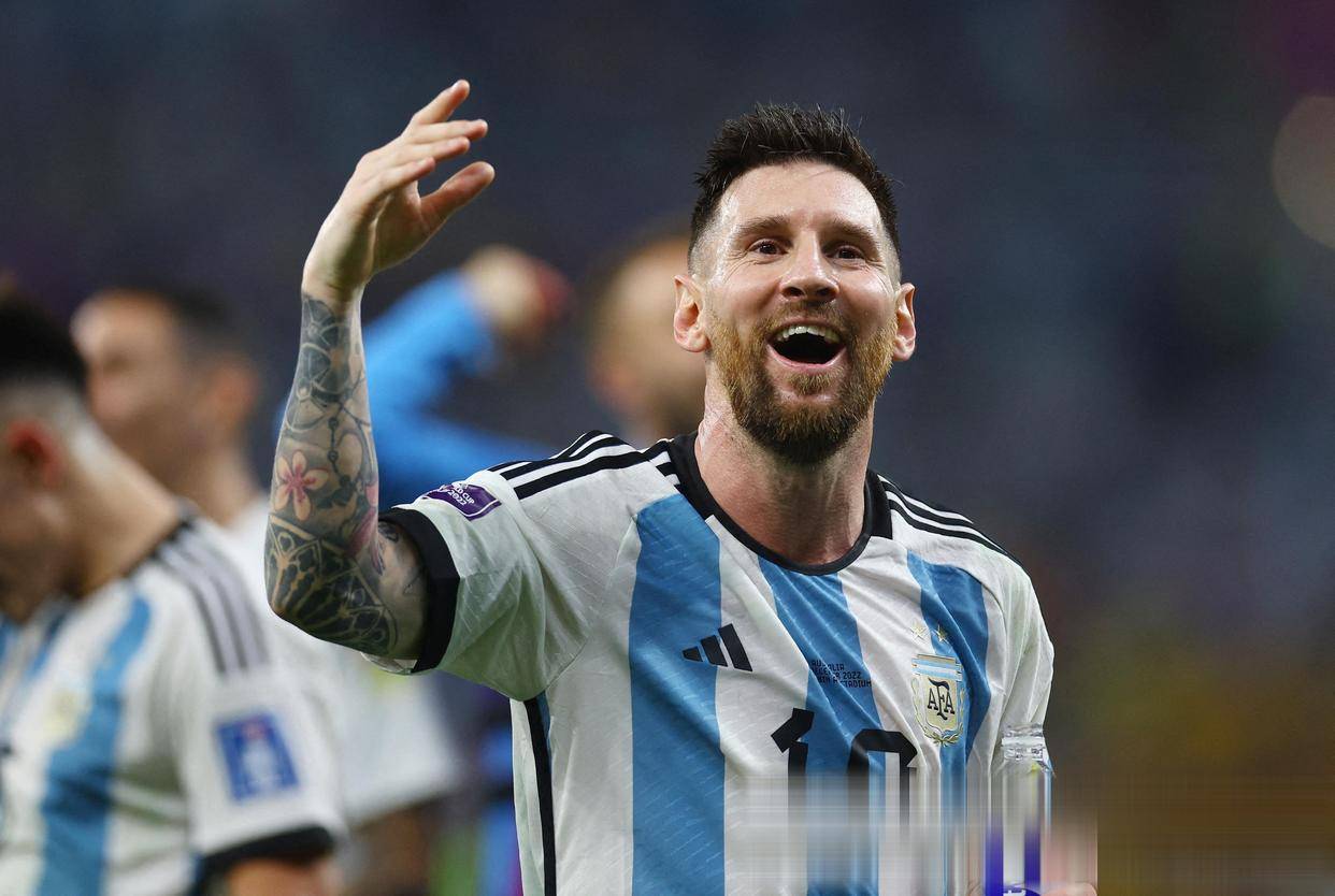 包含阿根廷爆冷那不勒斯，厄德高三分雨点燃全场的词条