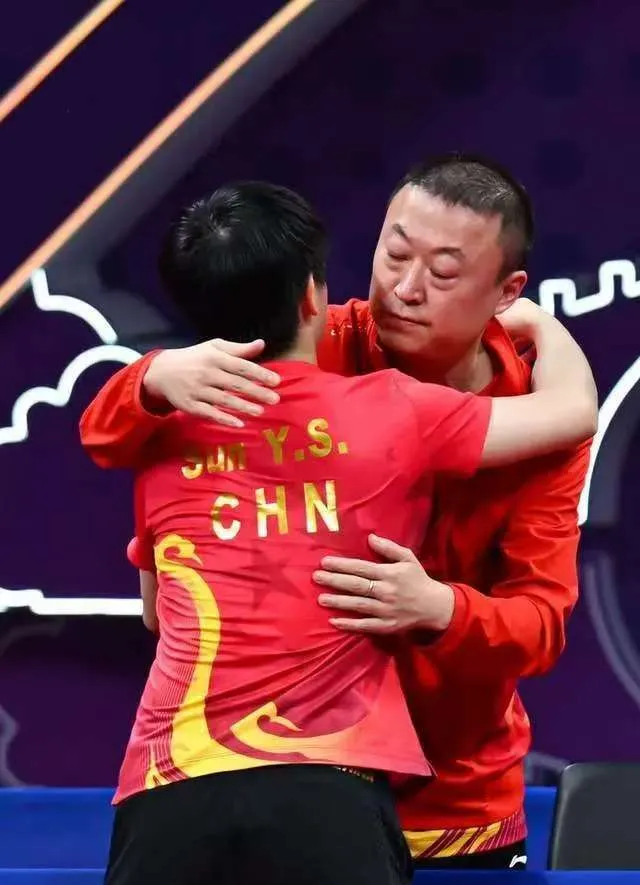 中国羽毛球队险胜马来西亚羽毛球队，马琳爆发神勇的简单介绍