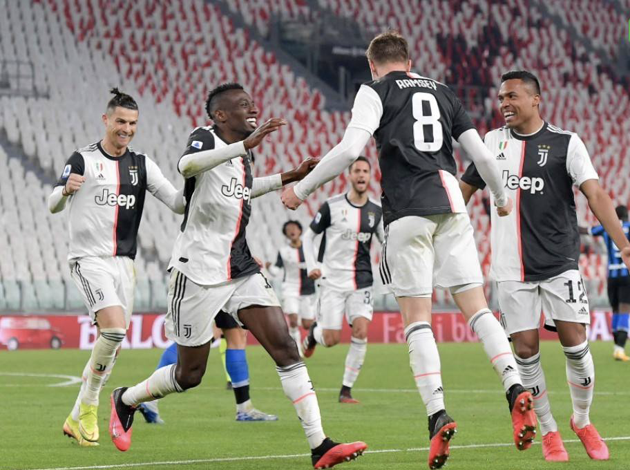 包含尤文图斯主场再次获胜，稳坐积分榜榜首的词条