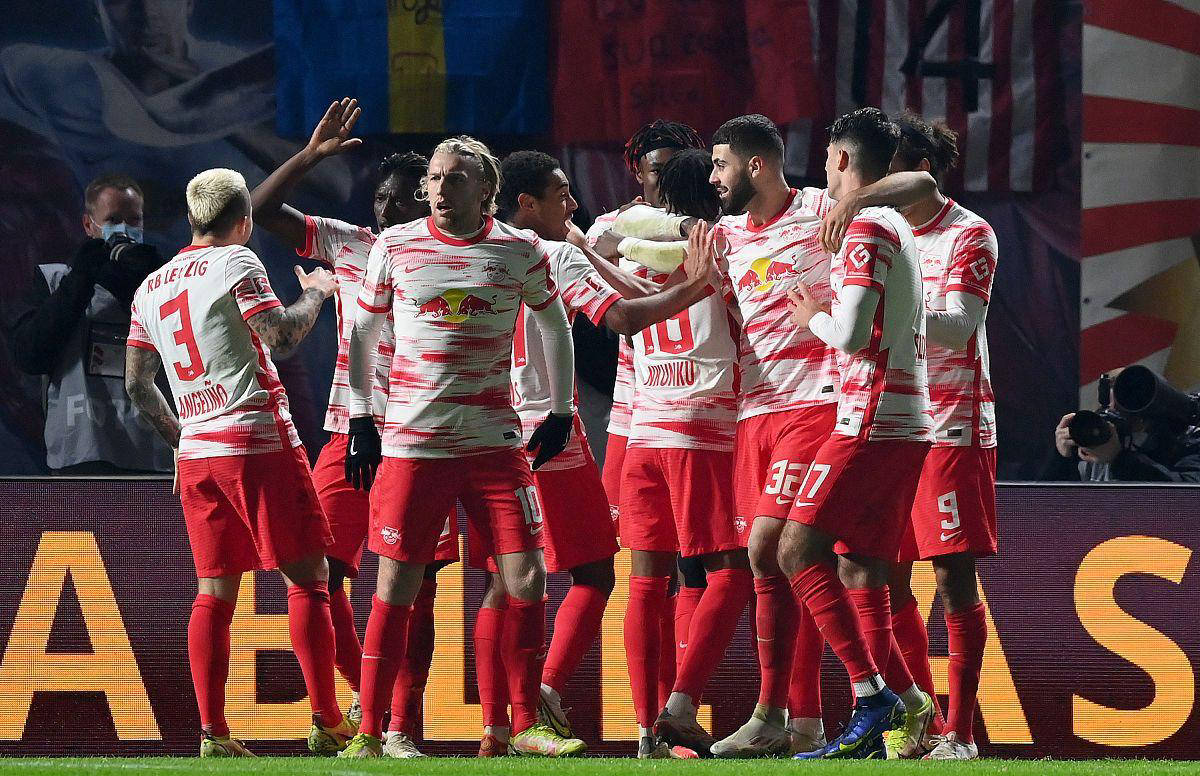 莱比锡红牛客场战胜强敌，取得逆转胜利的简单介绍