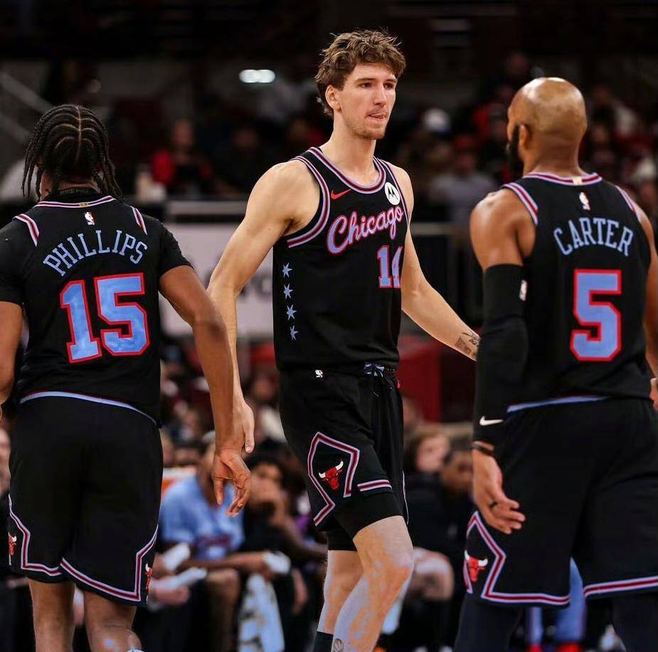 包含篮网客场擒魔术，延续胜利势头！的词条