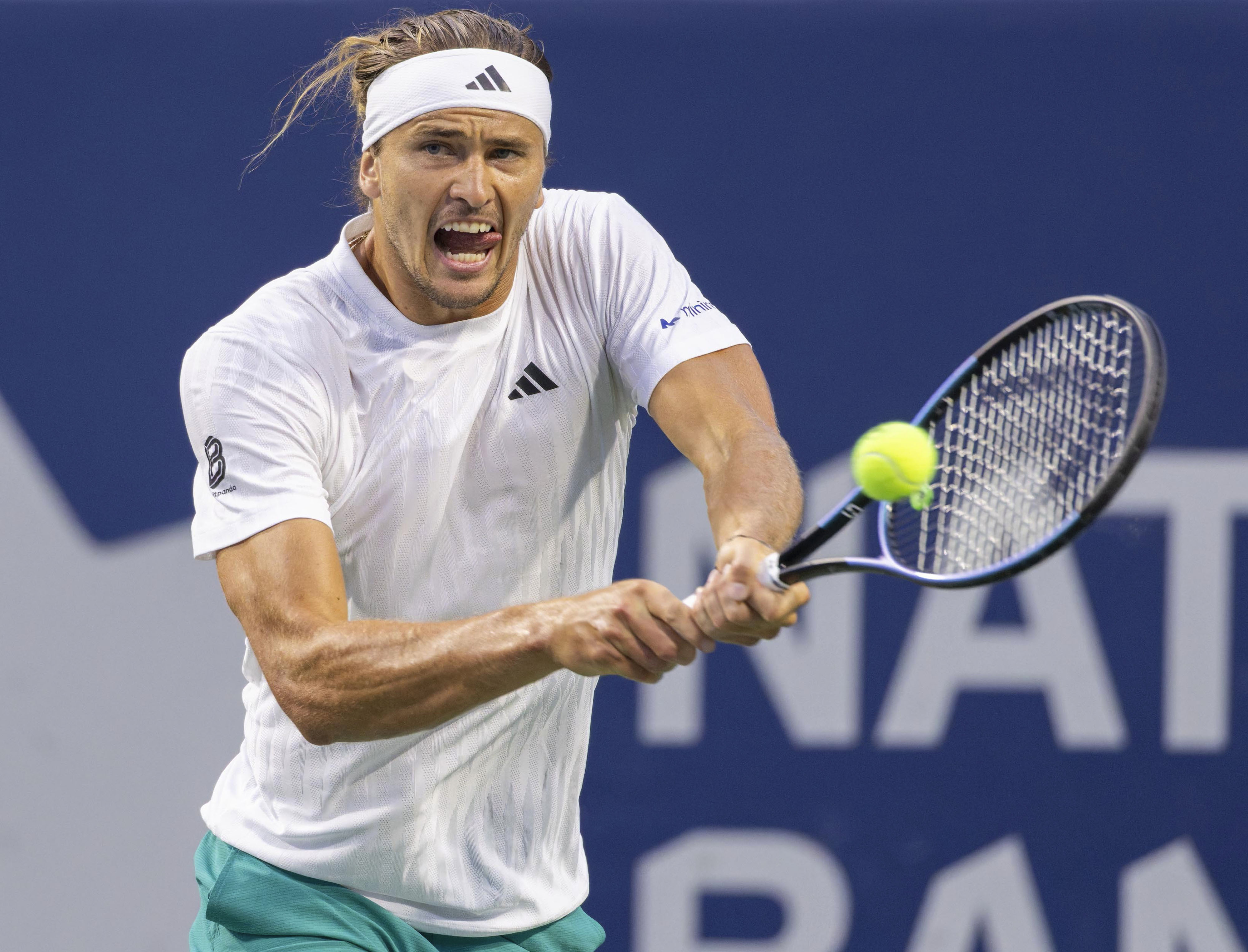 世界网球队完胜西班牙网球队，兹维列夫打破历史纪录的简单介绍