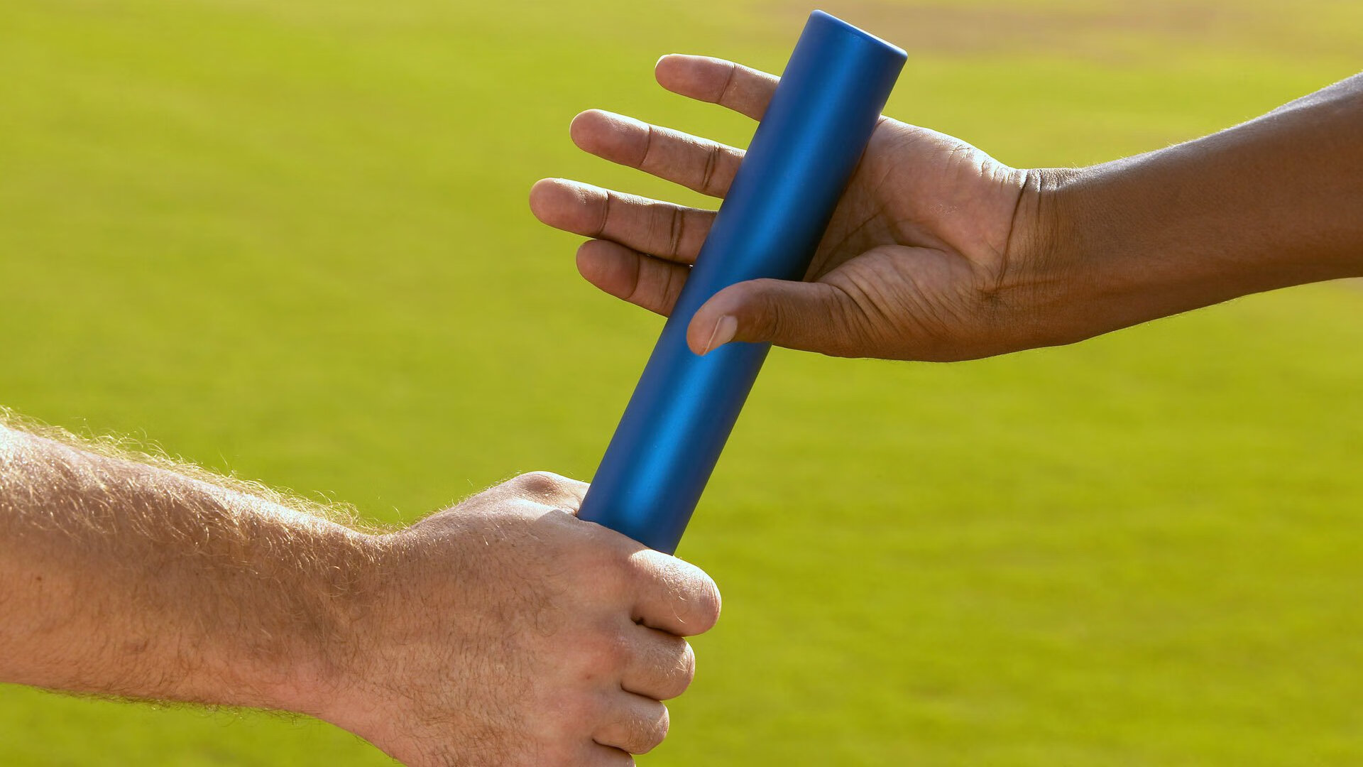 马赛淘汰赛惊险过关，莱万关键先生本色尽显